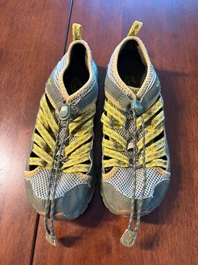 Chaco Kids Gray and Yellow Outdoor Strappy Sandals